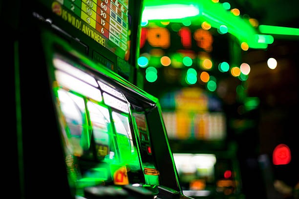 sawer4d login lobby showing slots, live-dealer and sportsbook side by side
